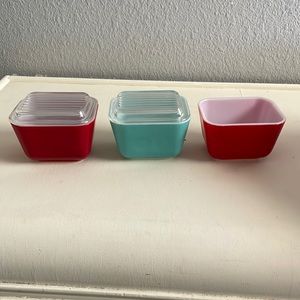 Vintage pyrex